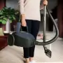Electrolux PD82-8DB porzsákos porszívó s-bag®, távvezérlés a markolaton, onego powerclean és parkettopro szívófej, 3in1 multi eszköz, 500 w